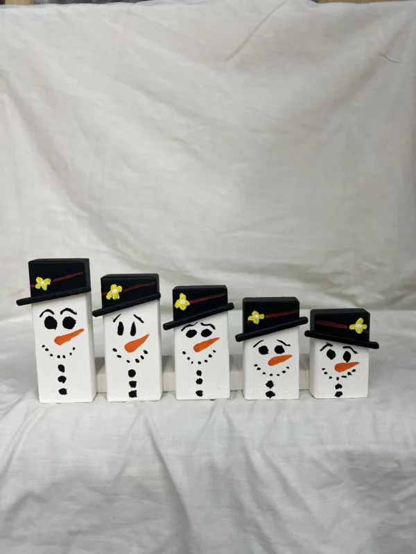 Snowmen Family